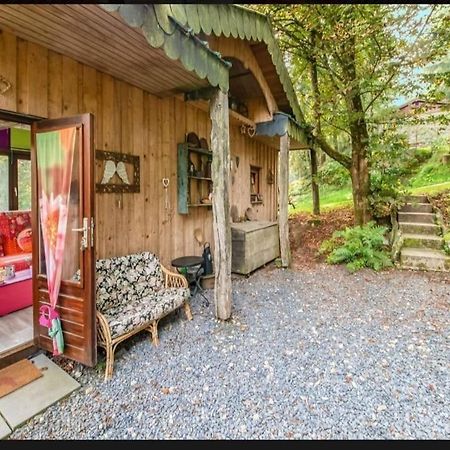 Yourte Mongole Et Cabane Houffalize Luaran gambar