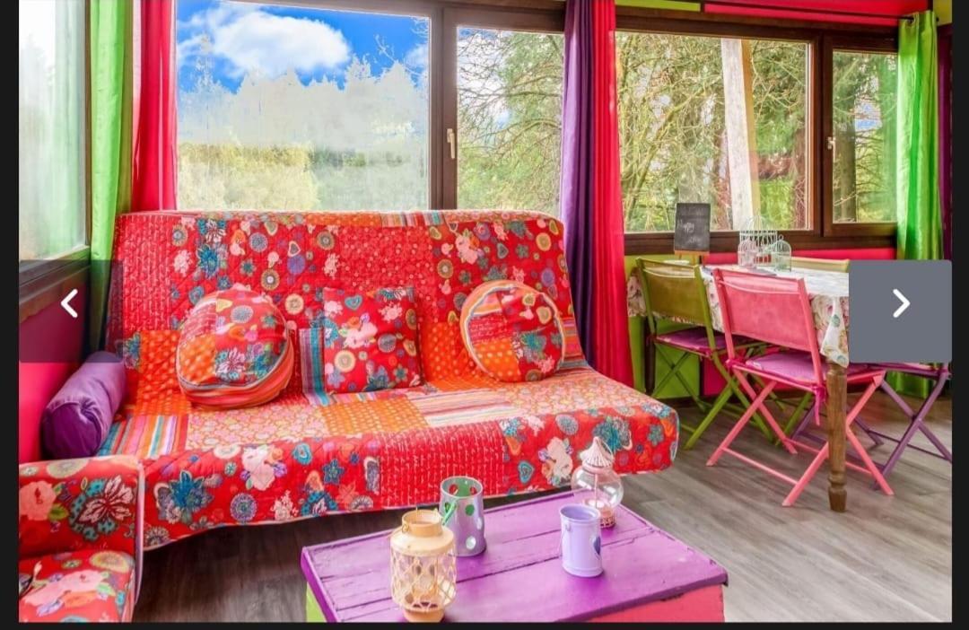 Yourte Mongole Et Cabane Houffalize Luaran gambar